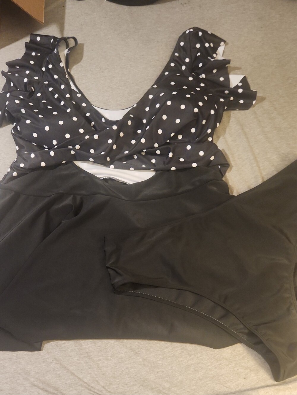 SHEIN Black & White Polka Dot Ruffle Tankini with Skirted Bottom